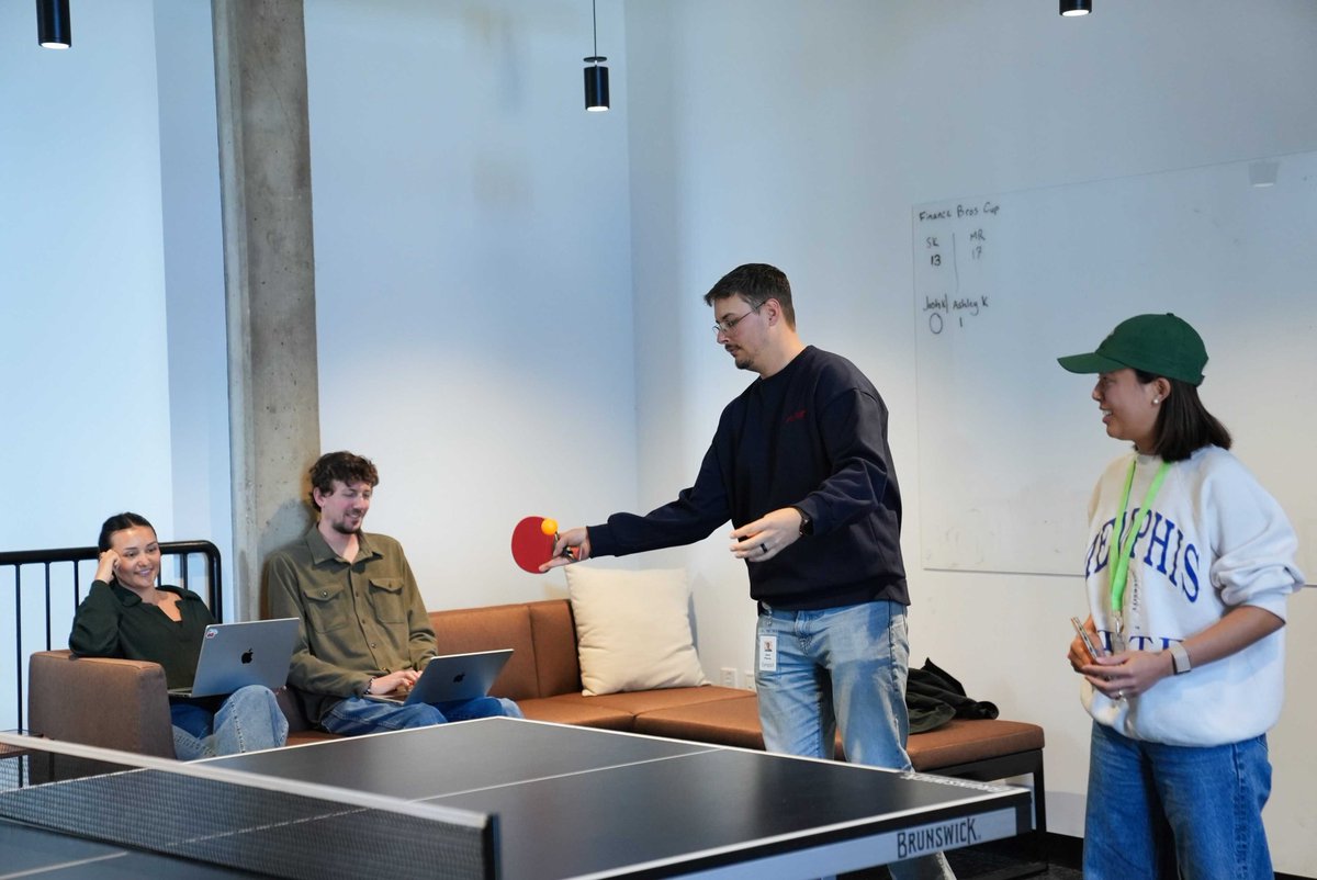 Simpli.fi tweet media