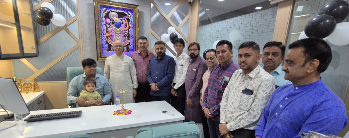 IKJadejaBJP's tweet photo. આજે  ધ્રાંગધ્રા ખાતે એડવોકેટ &amp; નોટરી શ્રી કલ્પેશભાઈ ત્રિકમાણી ની નવી ઓફિસ ના શુભારંભ પ્રશંગે ઉપસ્થિત રહ્યા. ન.પા પૂર્વ પ્રમુખશ્રી,જિ.ના હોદેદારો,શહેર /ગ્રામ્ય સંગઠન પ્રમુખશ્રી,સંગઠનના હોદેદારો,પૂર્વ  હોદેદારો ,ગ્રામ્યના હોદેદારશ્રીઓ, વગેરે ની પ્રેરક હાજરી રહી હતી. https://t.co/eF4VxArjuC