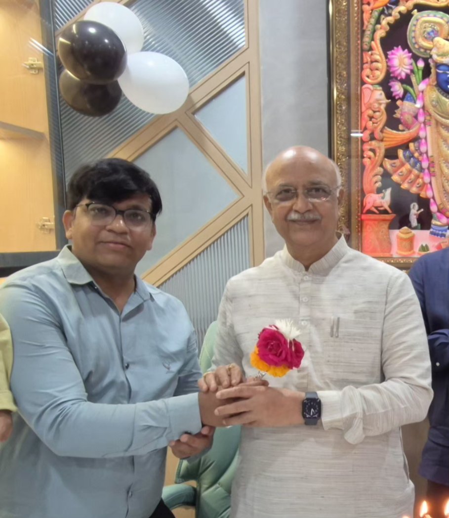 IKJadejaBJP's tweet photo. આજે  ધ્રાંગધ્રા ખાતે એડવોકેટ &amp; નોટરી શ્રી કલ્પેશભાઈ ત્રિકમાણી ની નવી ઓફિસ ના શુભારંભ પ્રશંગે ઉપસ્થિત રહ્યા. ન.પા પૂર્વ પ્રમુખશ્રી,જિ.ના હોદેદારો,શહેર /ગ્રામ્ય સંગઠન પ્રમુખશ્રી,સંગઠનના હોદેદારો,પૂર્વ  હોદેદારો ,ગ્રામ્યના હોદેદારશ્રીઓ, વગેરે ની પ્રેરક હાજરી રહી હતી. https://t.co/eF4VxArjuC