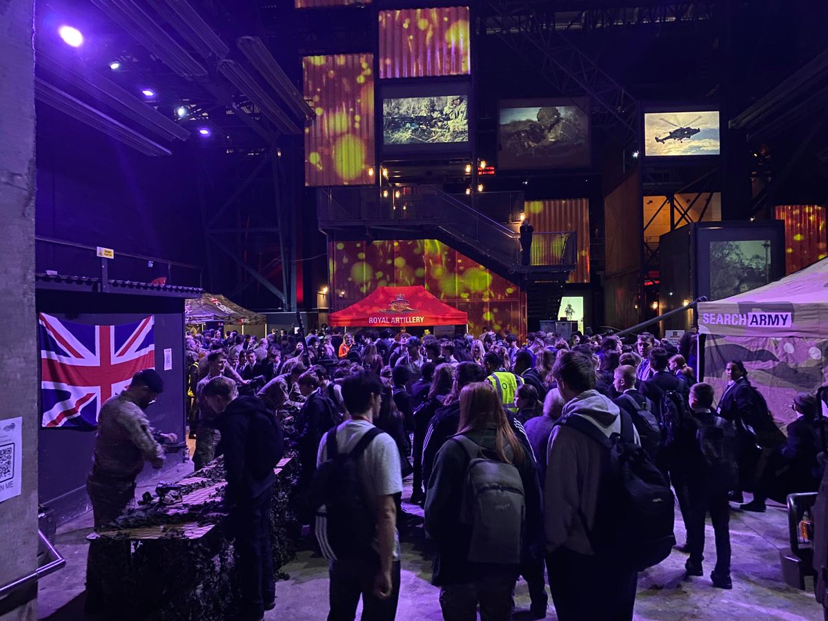 North Notts College tweet media