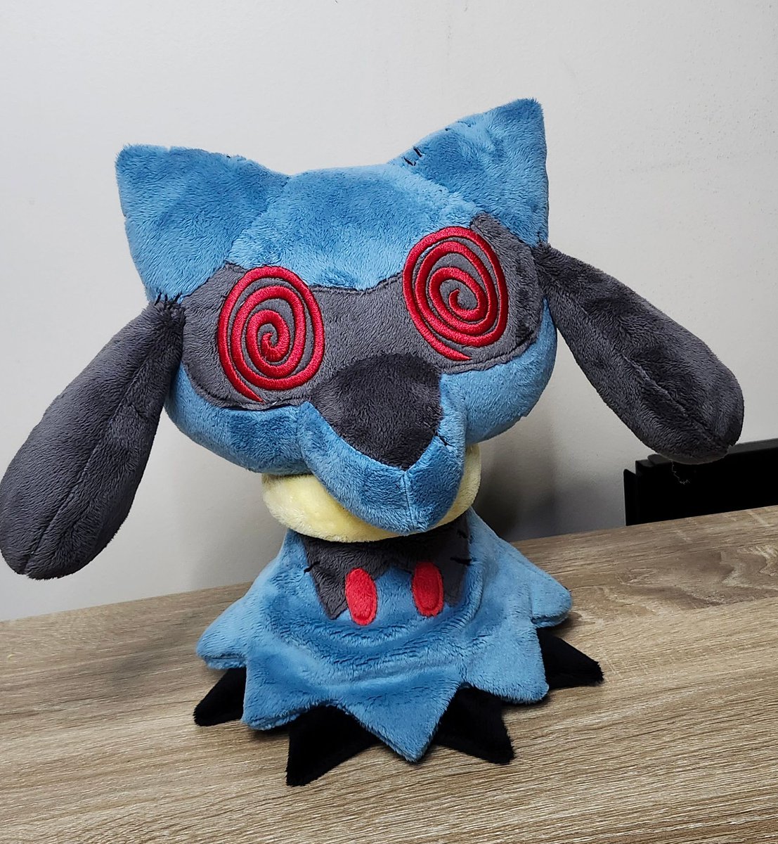 Hazel Oddities🔜 Anime Boston A133 tweet media