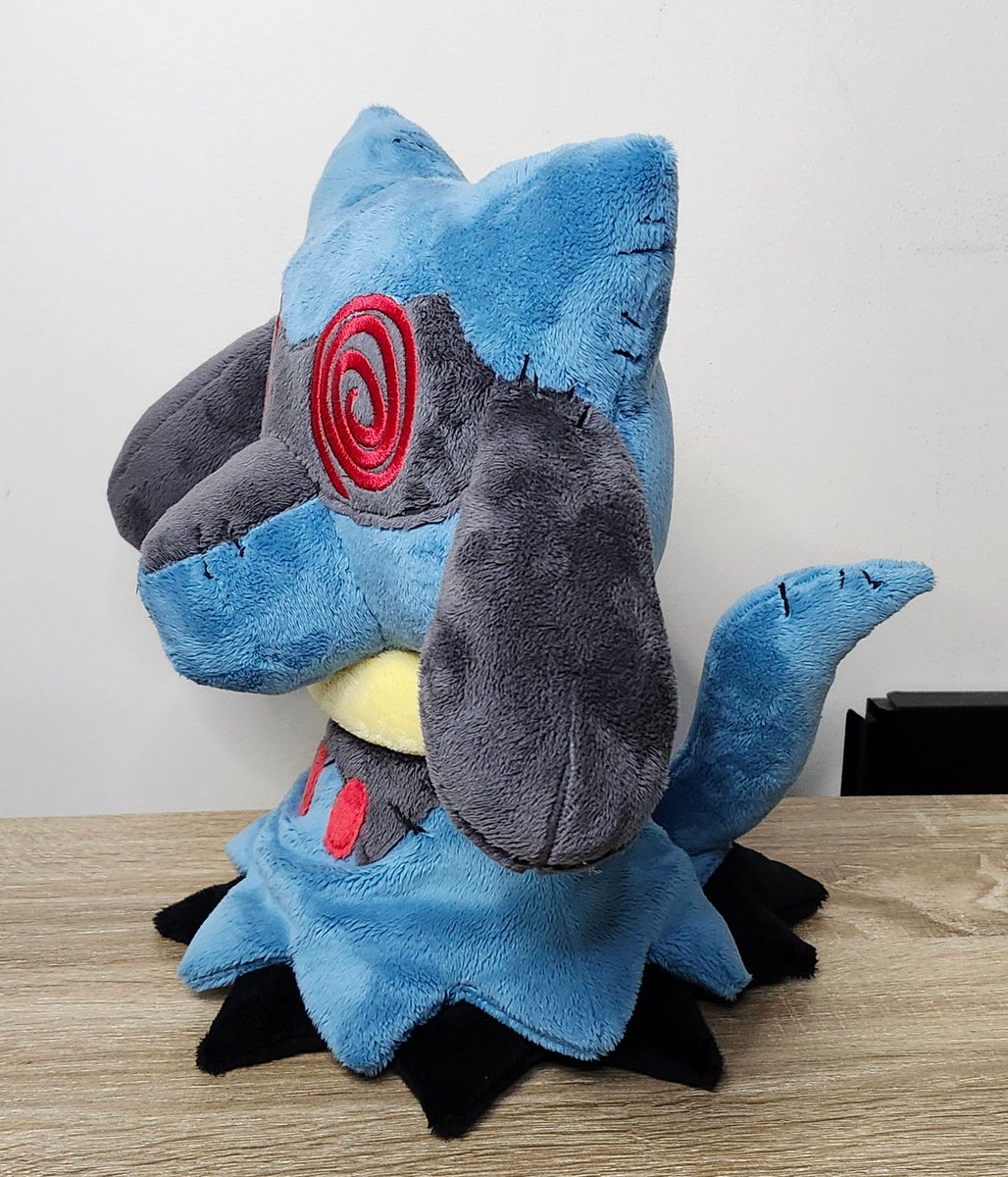 Hazel Oddities🔜 Anime Boston A133 tweet media