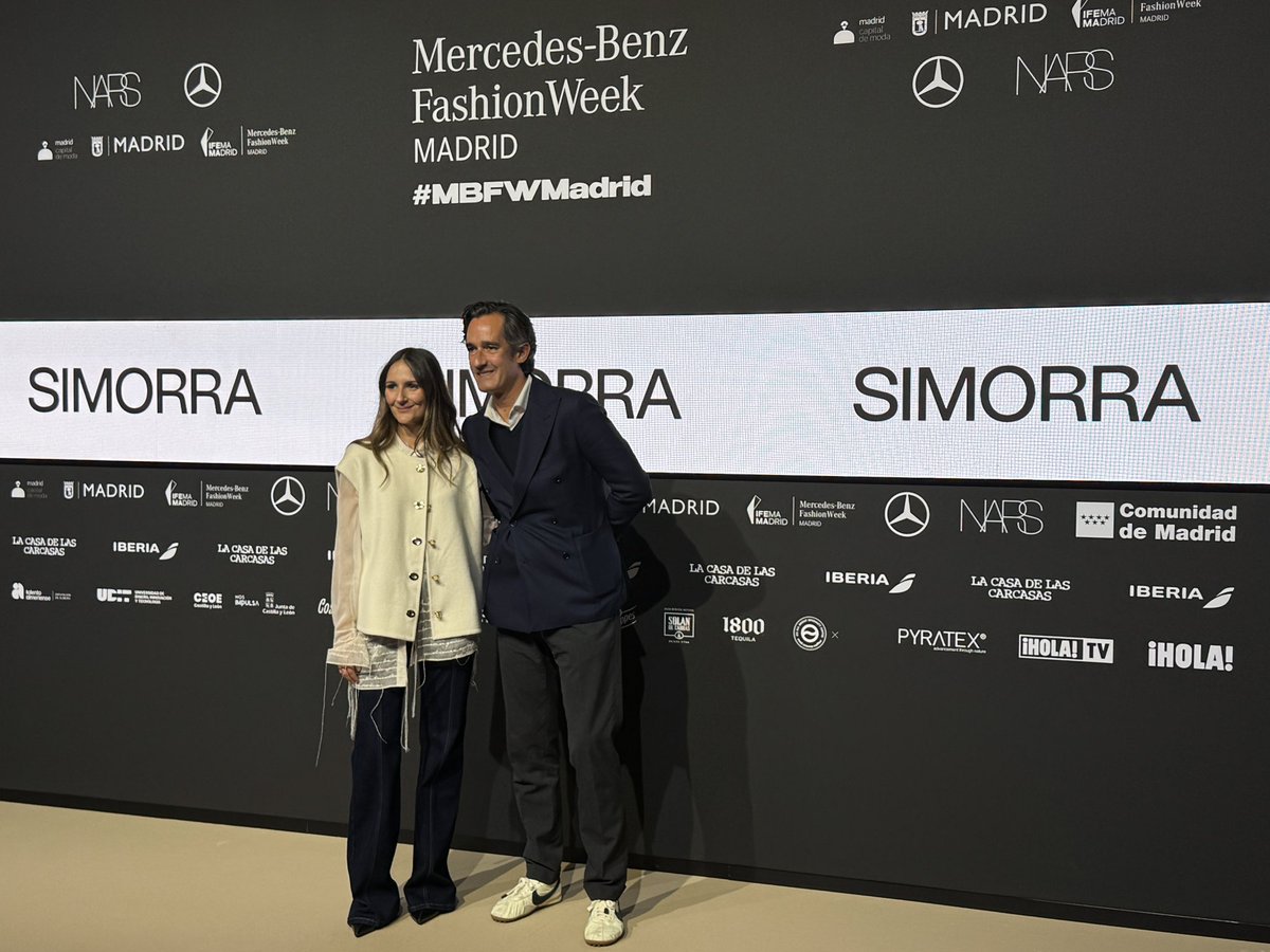 RotativoUCHCEU's tweet photo. Los primeros desfiles de la mañana han llegado de la mano de los diseñadores Coosy x Miguel Palacios, Simorra, Agatha Ruiz de la Prada y Hannibal Laguna #MBFW #SomosCEU #RadioCEU #ElRotativo https://t.co/xdVssm0Yhq