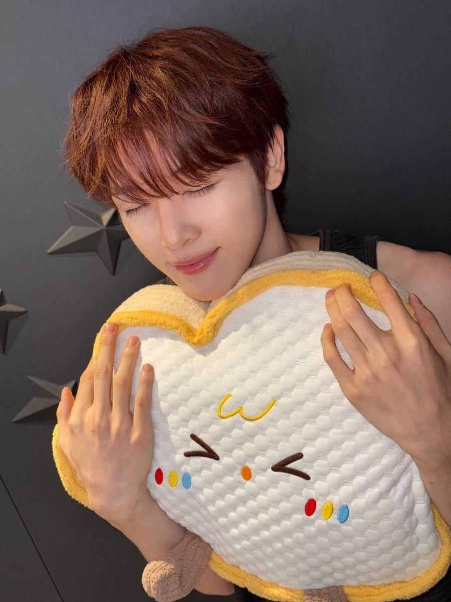 Sungchan. tweet media