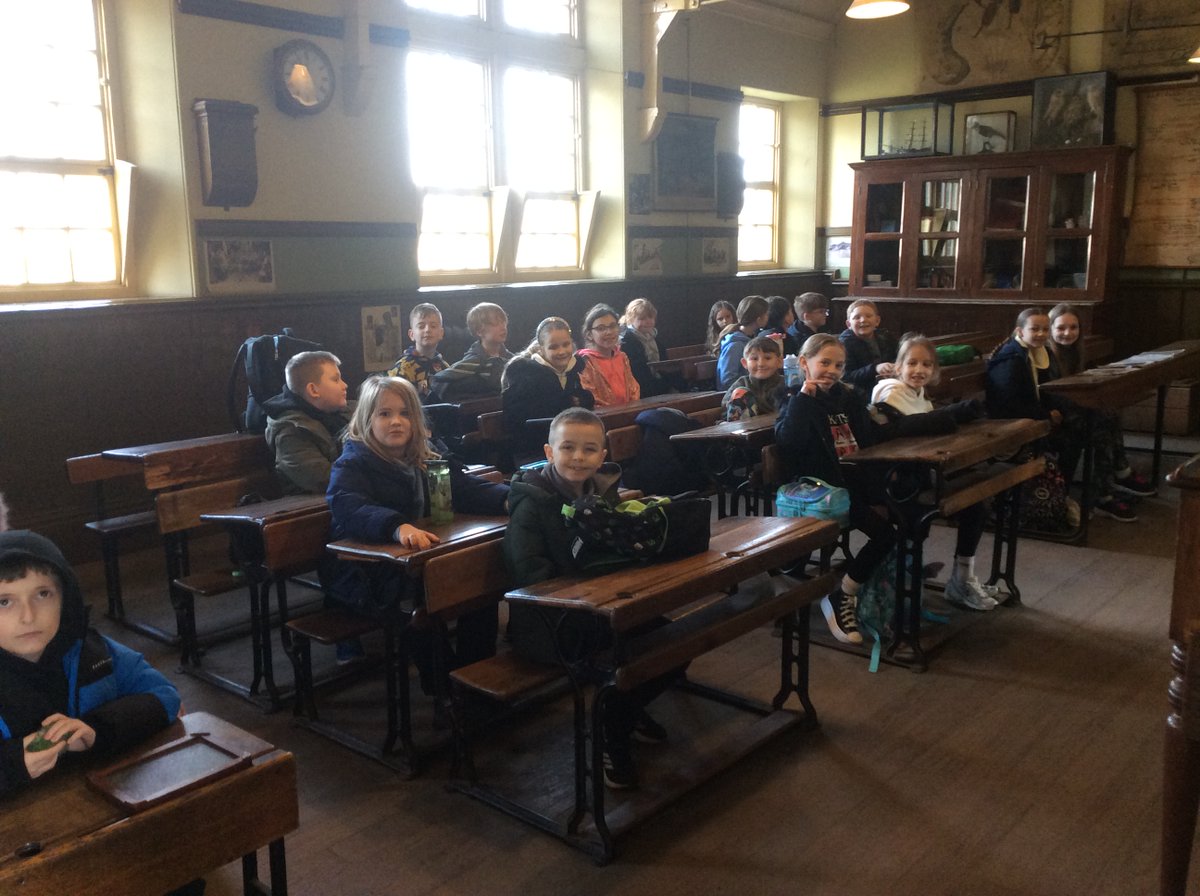 Barnwell Academy tweet media