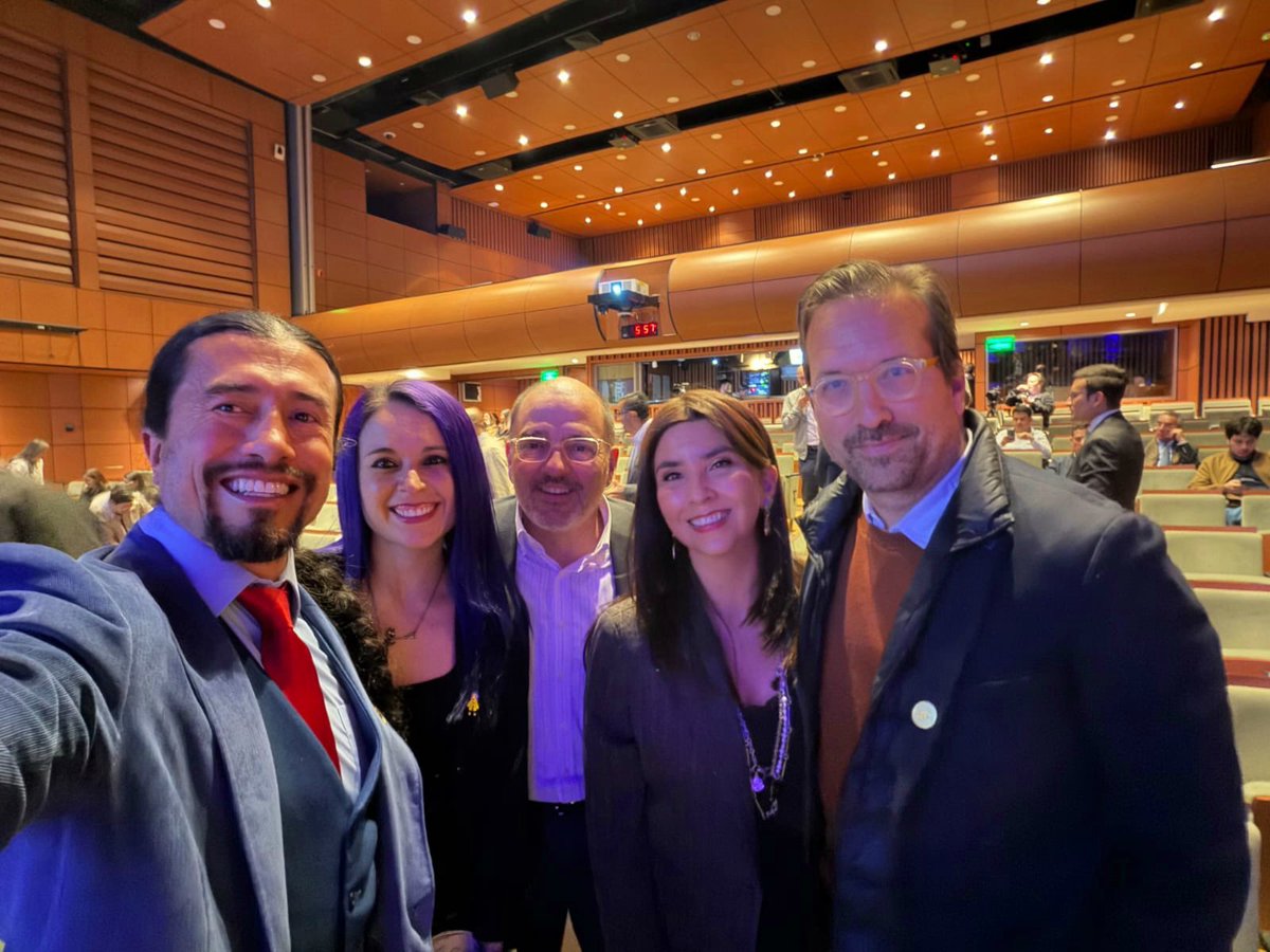 Maria V Angulo tweet media