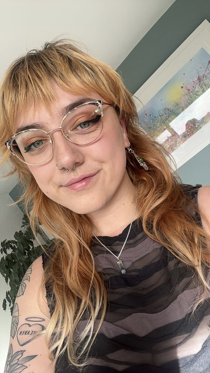 𝖑𝖆𝖚𝖗𝖊𝖓 ☠︎︎༒︎𖤐༒︎☠︎︎ tweet media