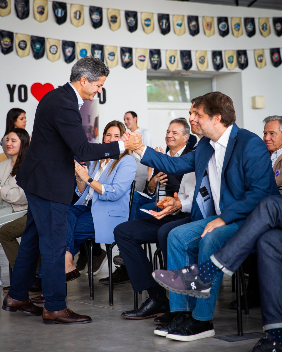 Municipalidad de Tres de Febrero tweet media