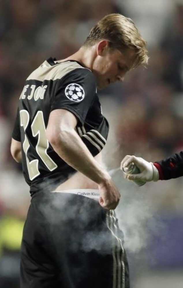 dejongass1 tweet media