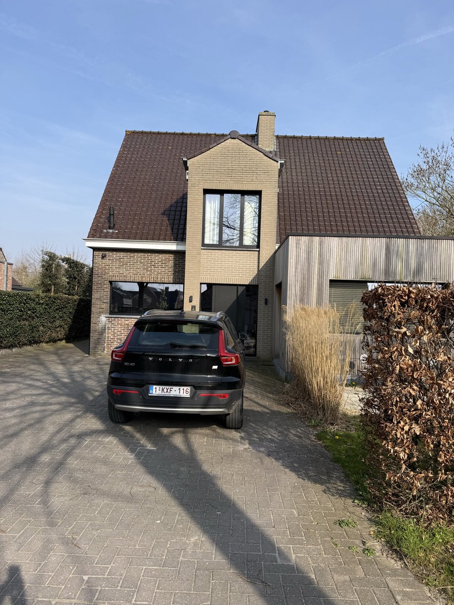 Peter Davison tweet media