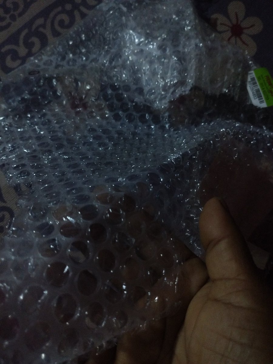 ᵢ ₐₘ යස්සනී tweet media