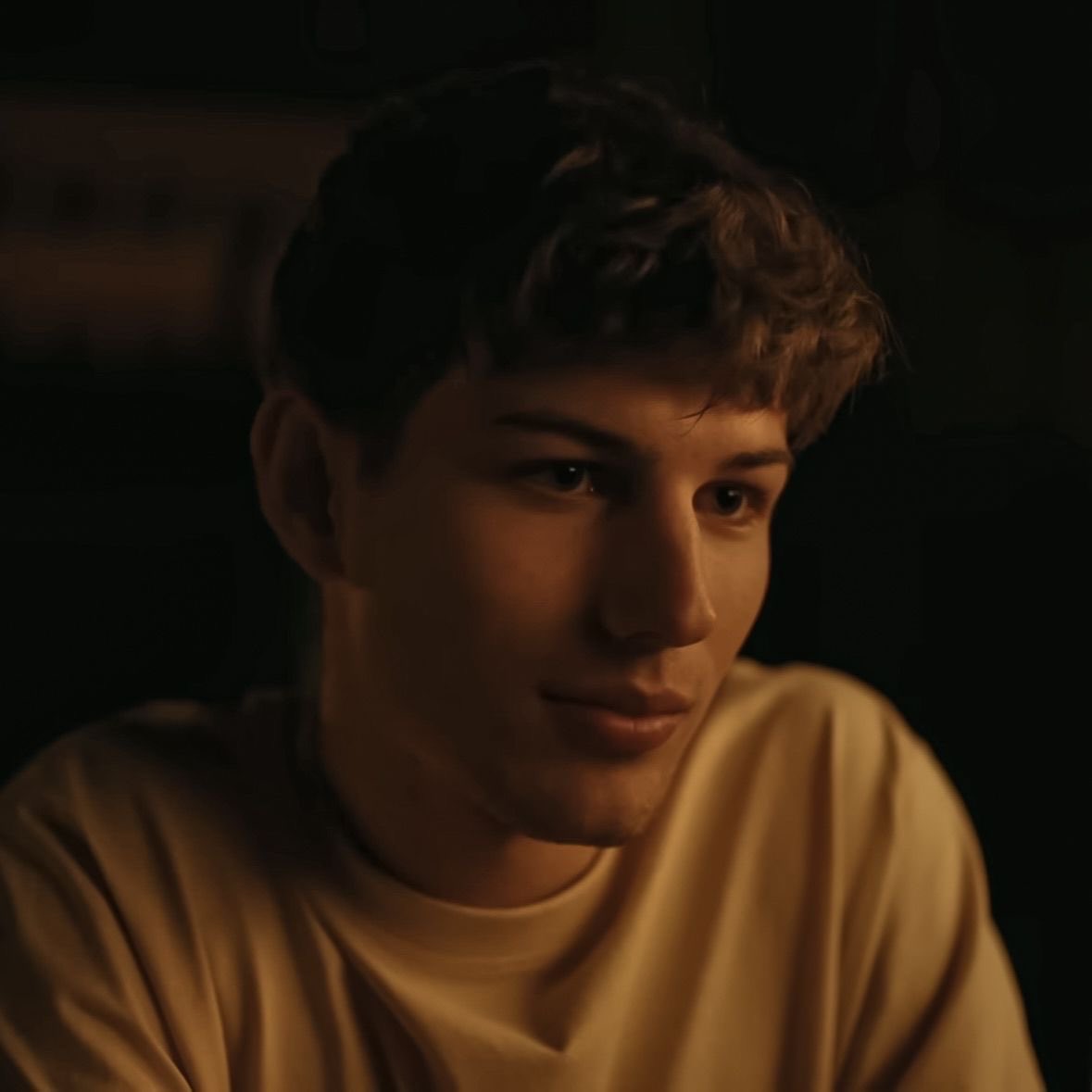 LovroNora tweet media