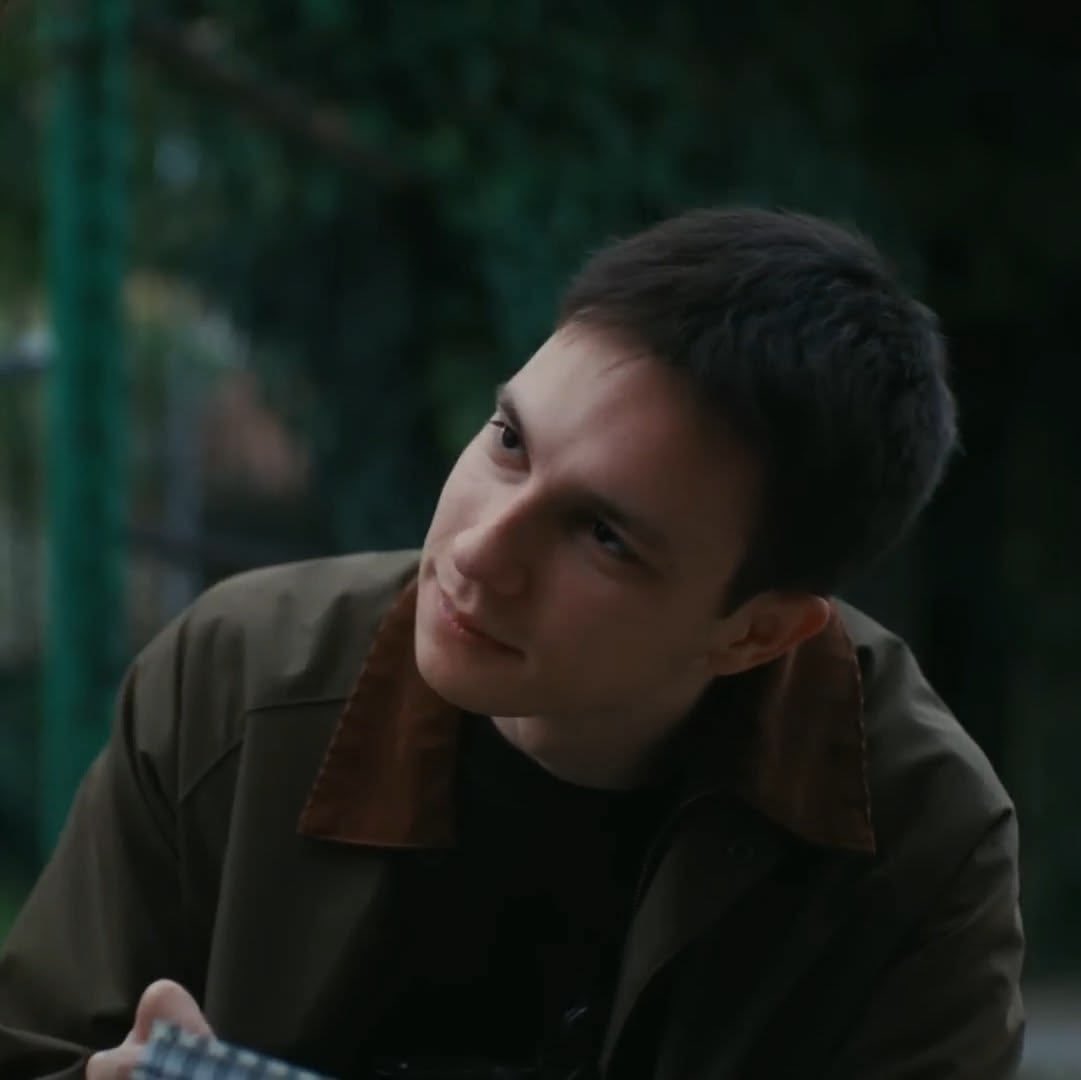 LovroNora tweet media