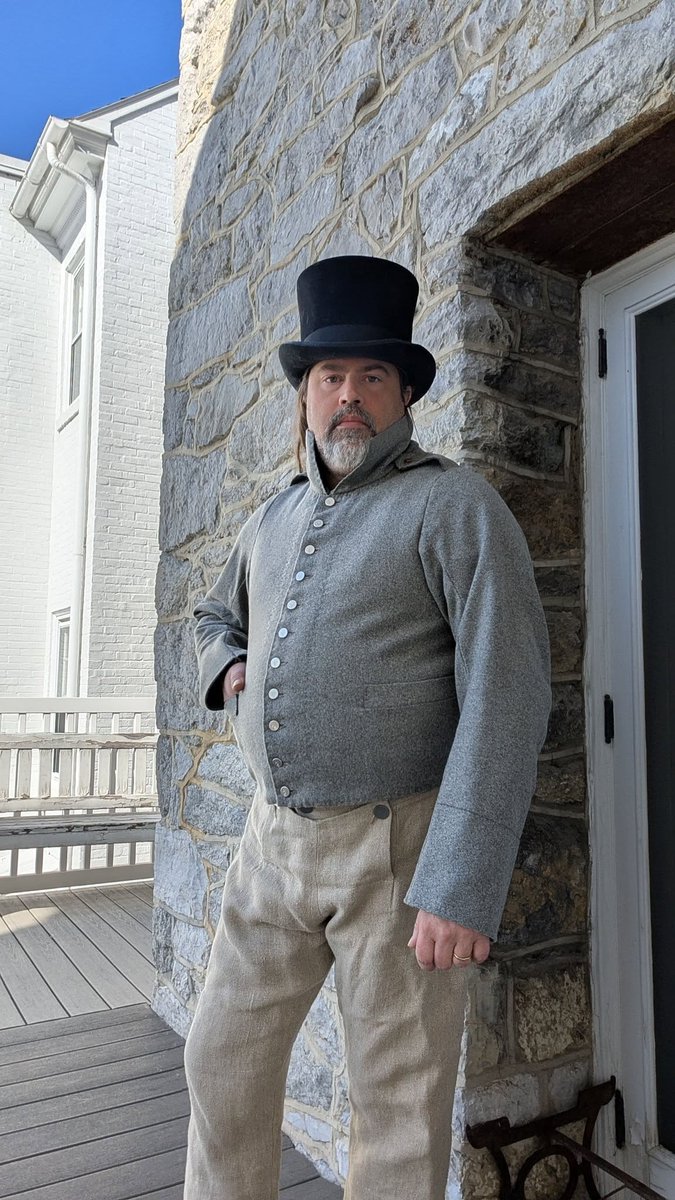 ShipHistory's tweet photo. This is a behind the scenes look at making our historical clothing. This is a War of 1812 U.S. Army roundabout coat that we recently sewed. We want to thank the Cumberland Area Economic Development Corporation (CAEDC) for their sponsorship of our War of 1812 program. https://t.co/hSzPmaQ3DT