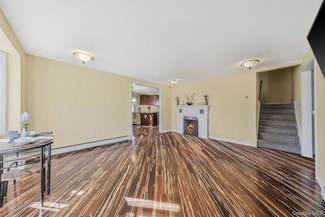 LoraTouchdownLI's tweet photo. OPEN HOUSE 

3/22/2026 SUNDAY 11AM - 1PM

Read here:
https://t.co/VktJM6EfpD

Touchdown Homes Inc.
350 Moffitt Blvd, 2nd Floor
Islip, NY 11751
(631) 650-6550
Email: Broker@touchdownhomesinc.com
Website: https://t.co/LAL5nDheOA
#touchdownhomes #realestate https://t.co/IscYY55qFp