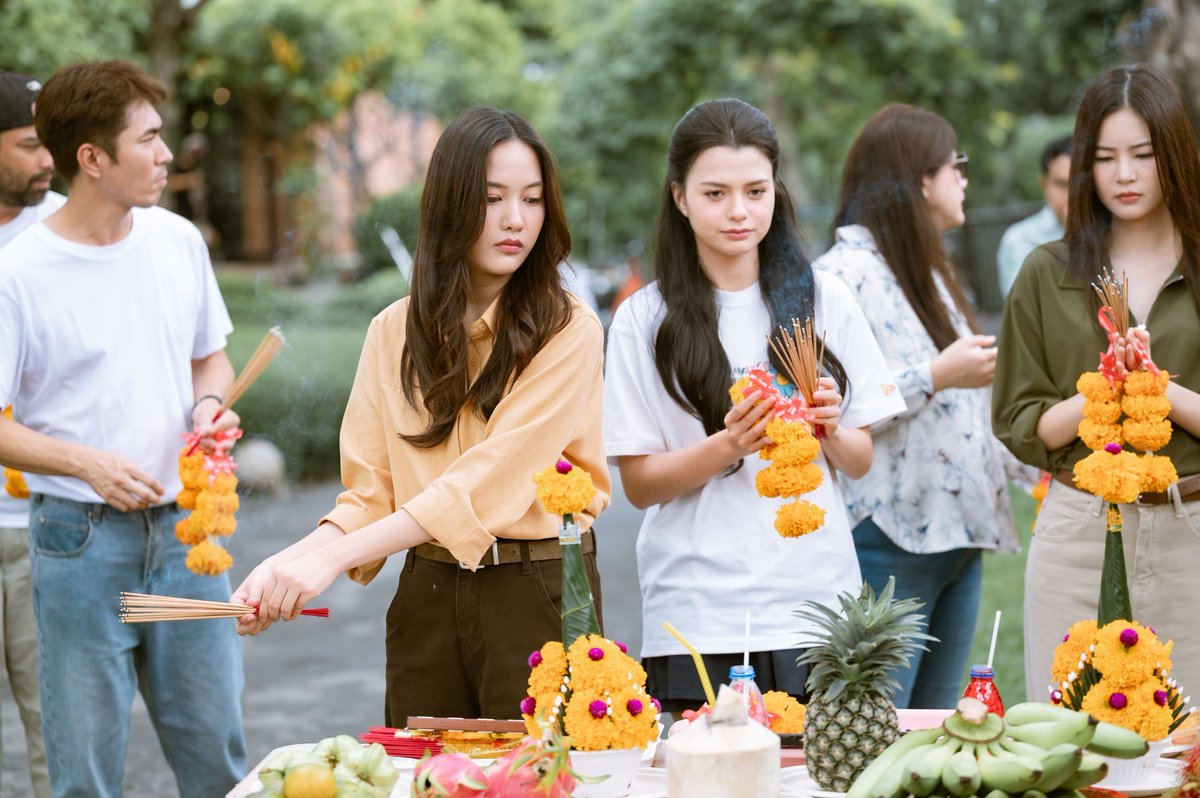 freenbeckyindia's tweet photo. Let's look into some throwback of lomblew 🍼🐥
Let's post something old 🗝️ but precious 💕
THE AIR Q25 SHOOTING
#เสน่หาวาโยคิว25 #FreenBecky #ฟรีนเบค #freenbeckyindia https://t.co/kdFdGWXcdx