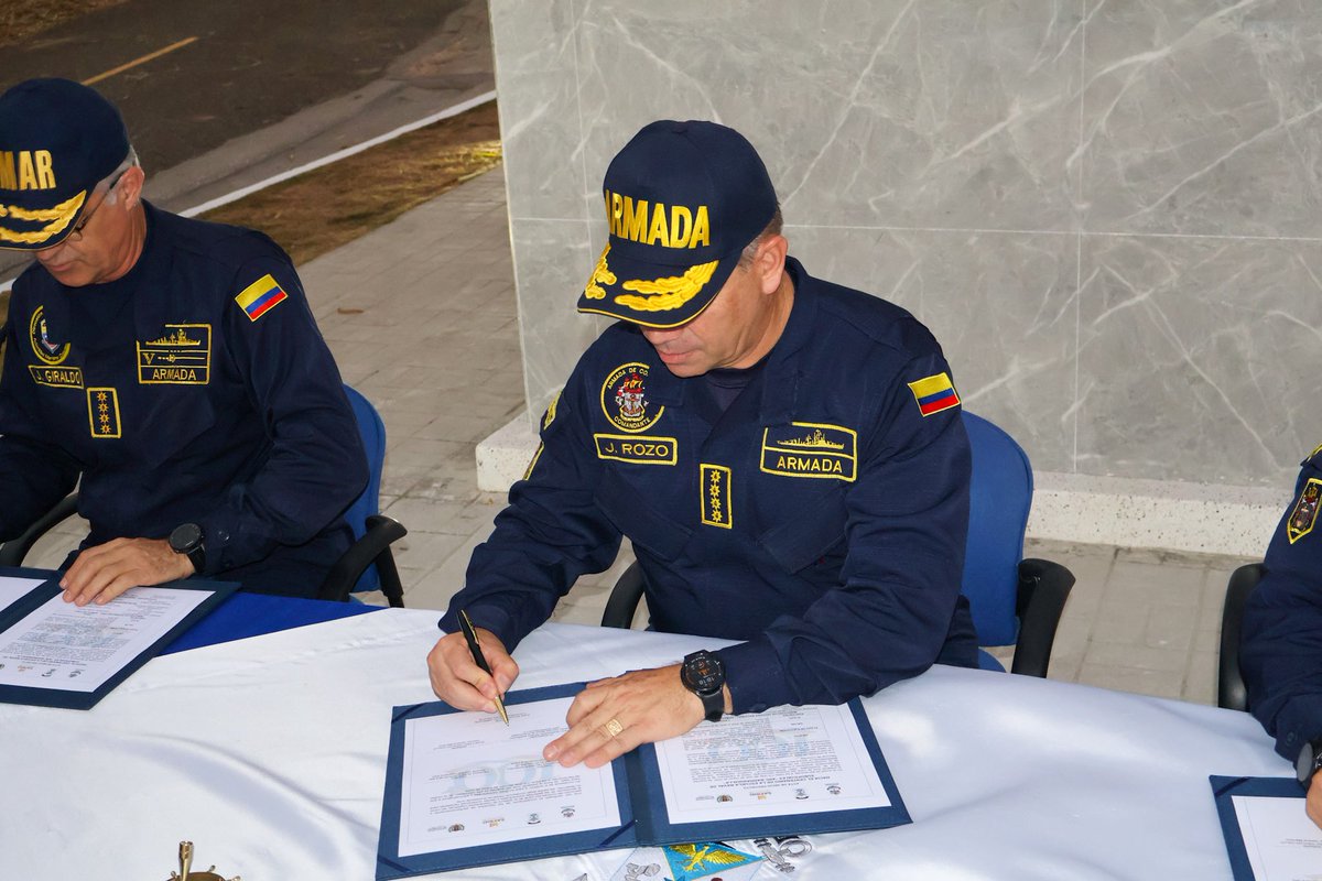 Armada de Colombia tweet media