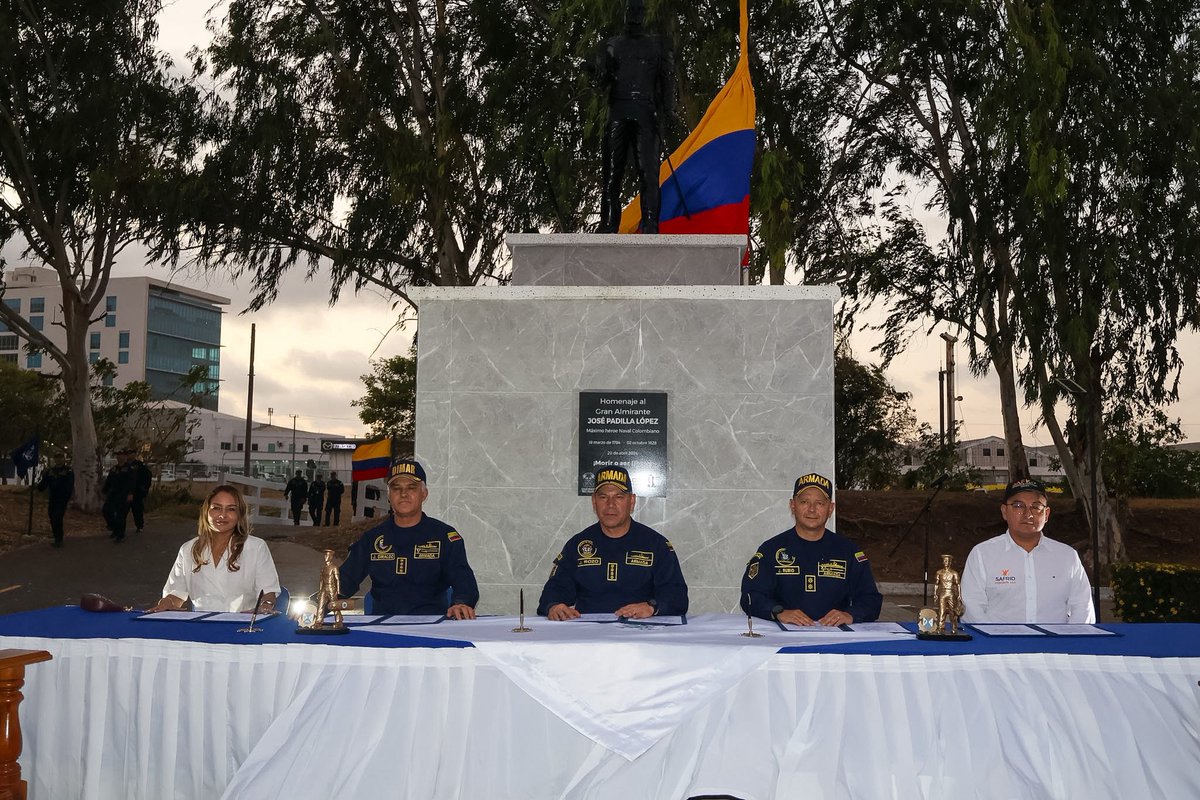 Armada de Colombia tweet media