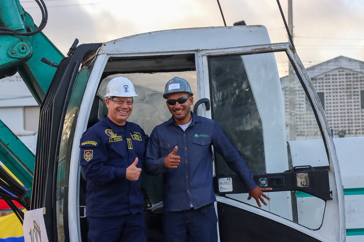 Armada de Colombia tweet media