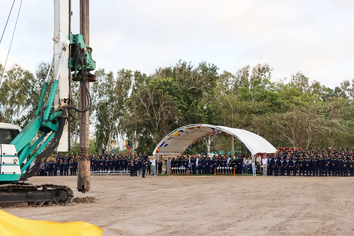 Armada de Colombia tweet media