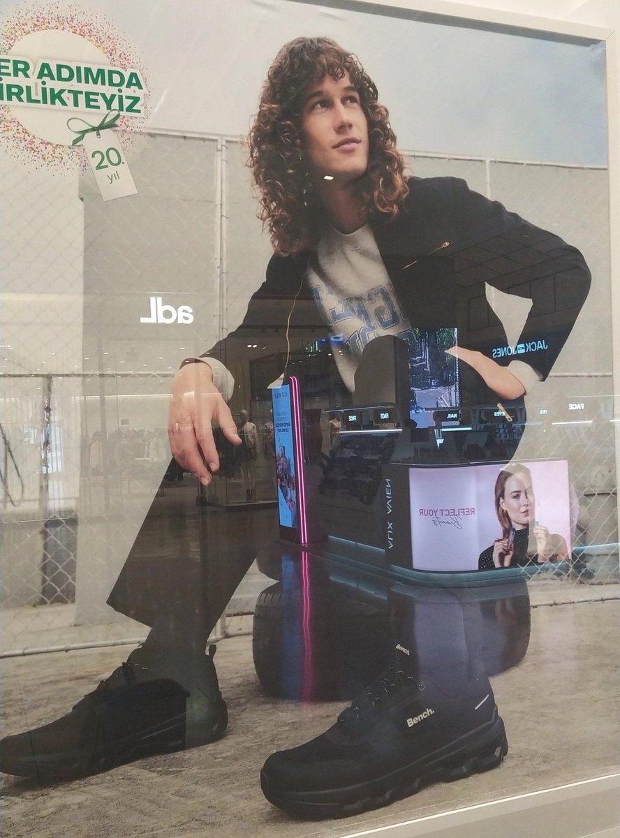 Aysu🪐 tweet media