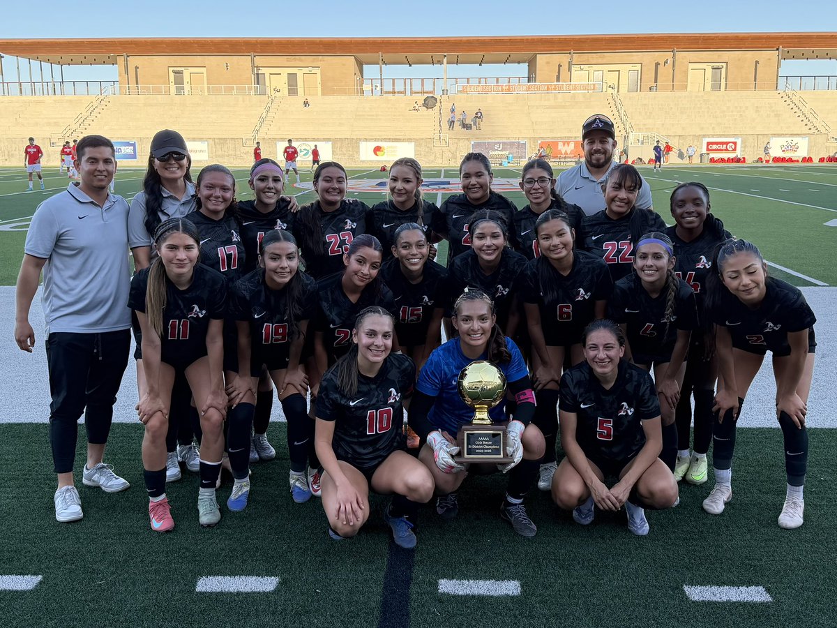 Daniel Escobar tweet media