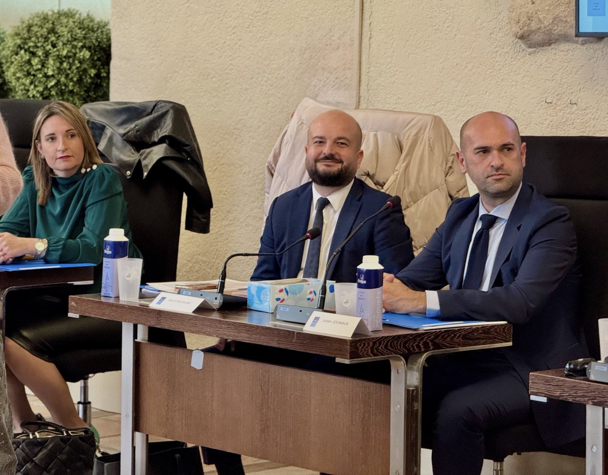 David Rachline tweet media