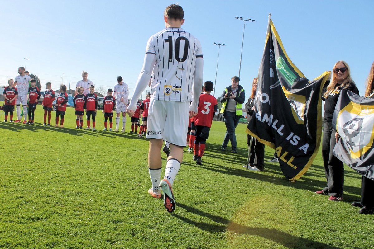 Weston-super-Mare AFC tweet media