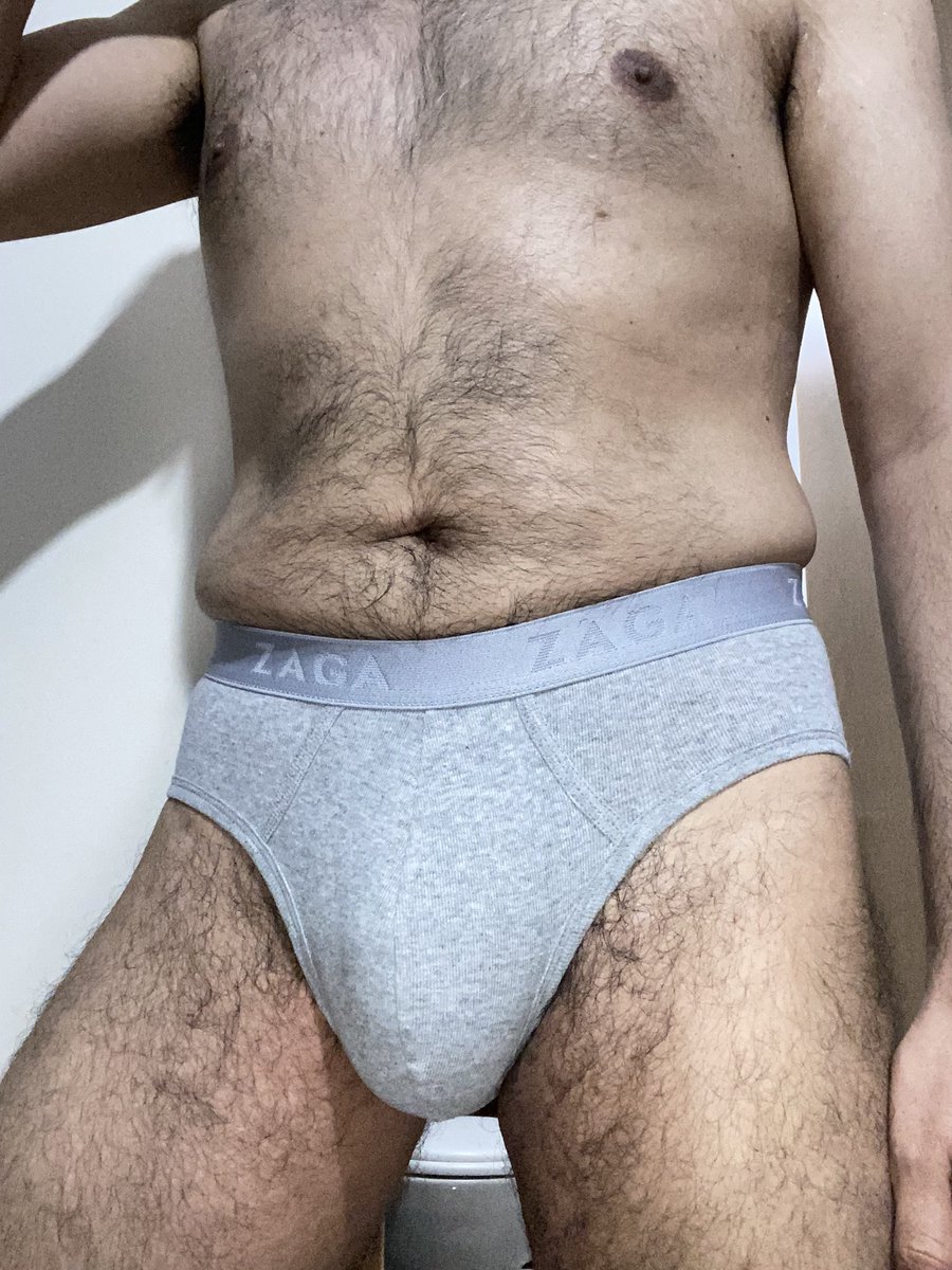 Underw Love tweet media