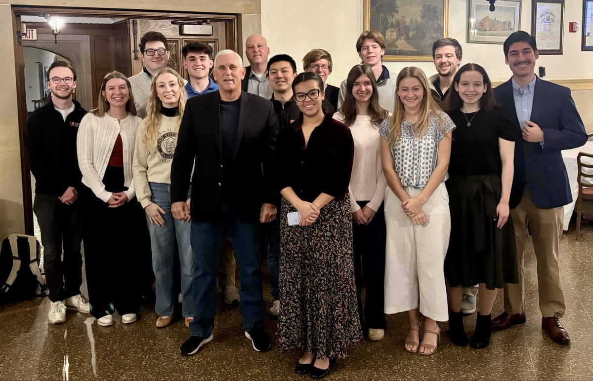 Mike Pence tweet media