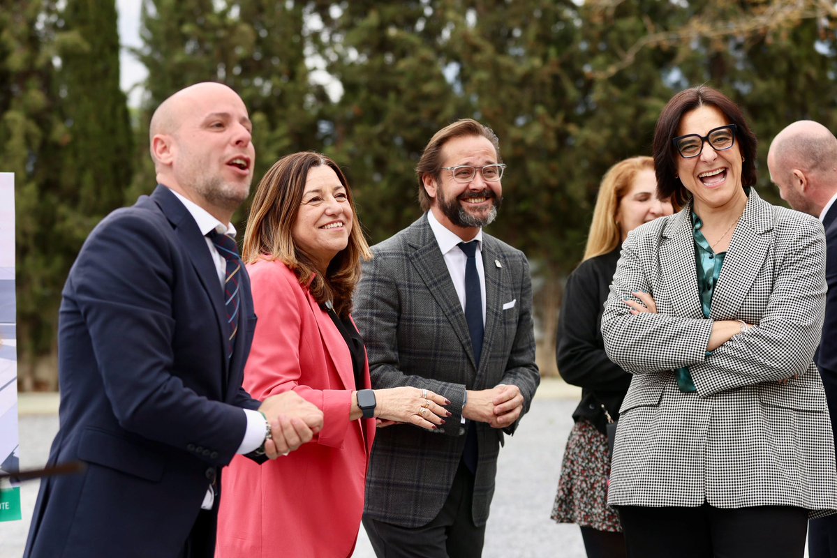 Mª Carmen Castillo Mena tweet media