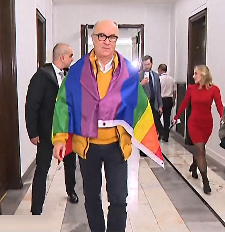 PikuśPOL 🇵🇱 ‏📿 tweet media