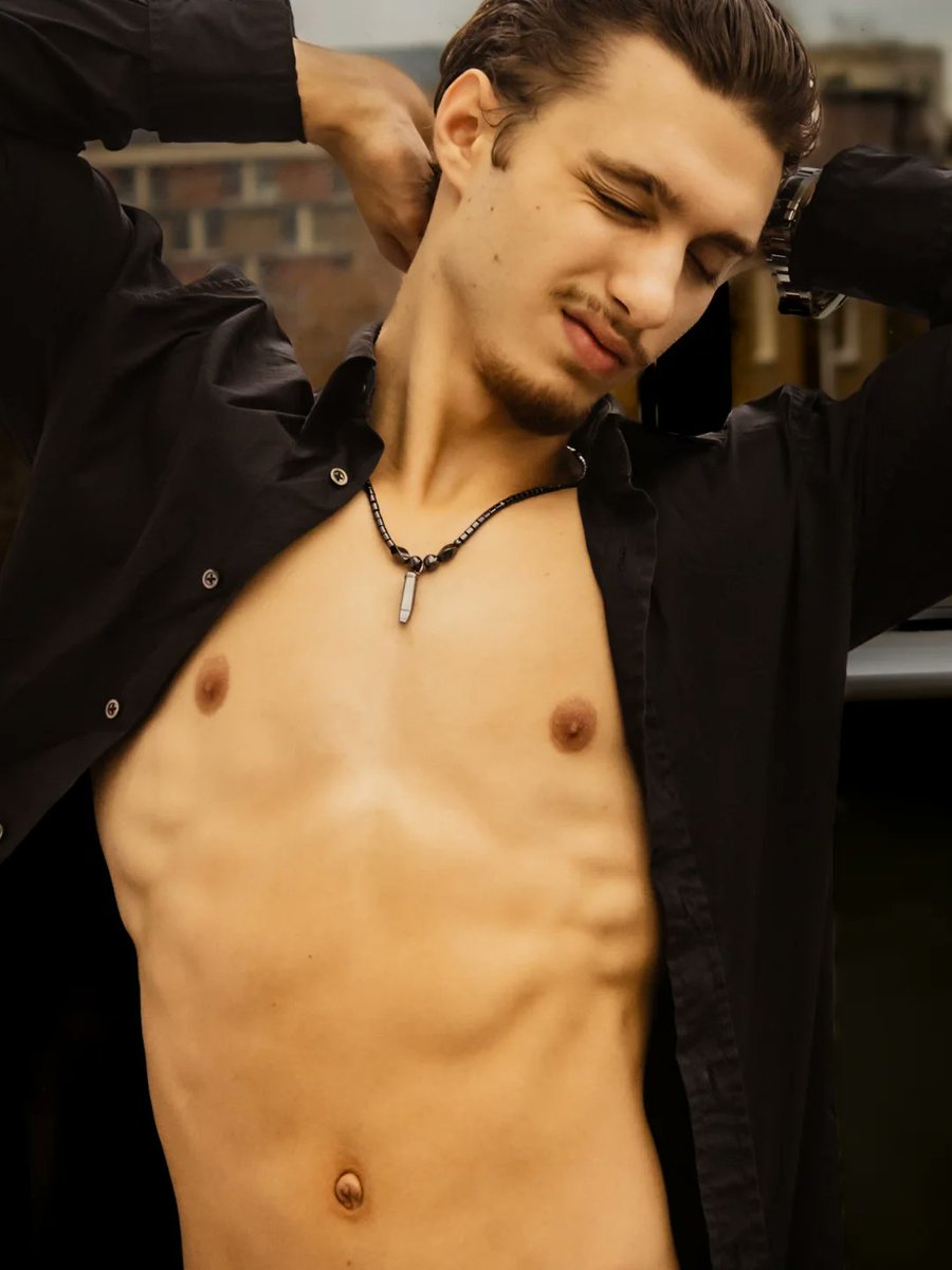 Harry Simkins tweet media