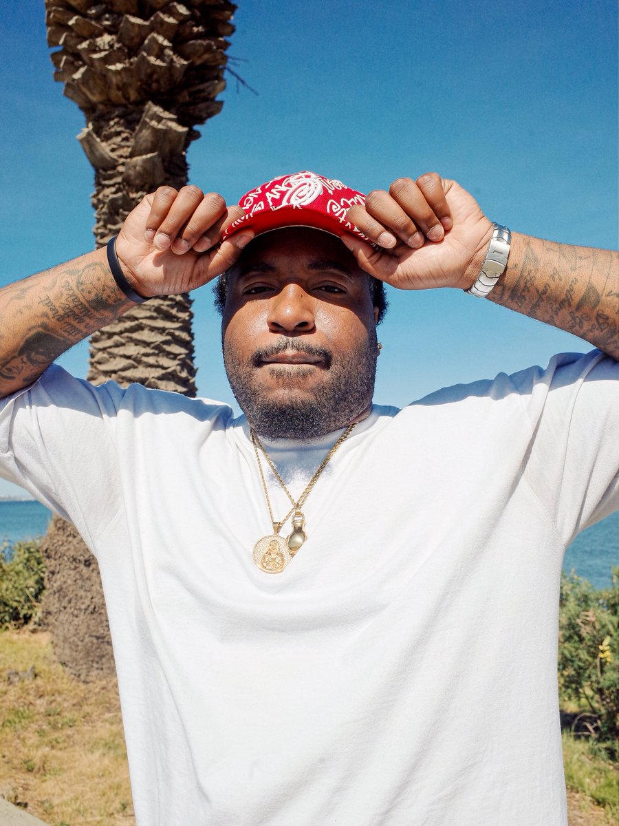 Jackie Chan tweet media