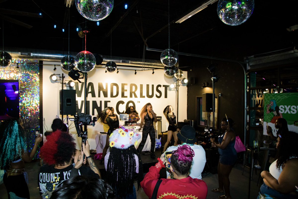 #CareFreeBlackGirl tweet media