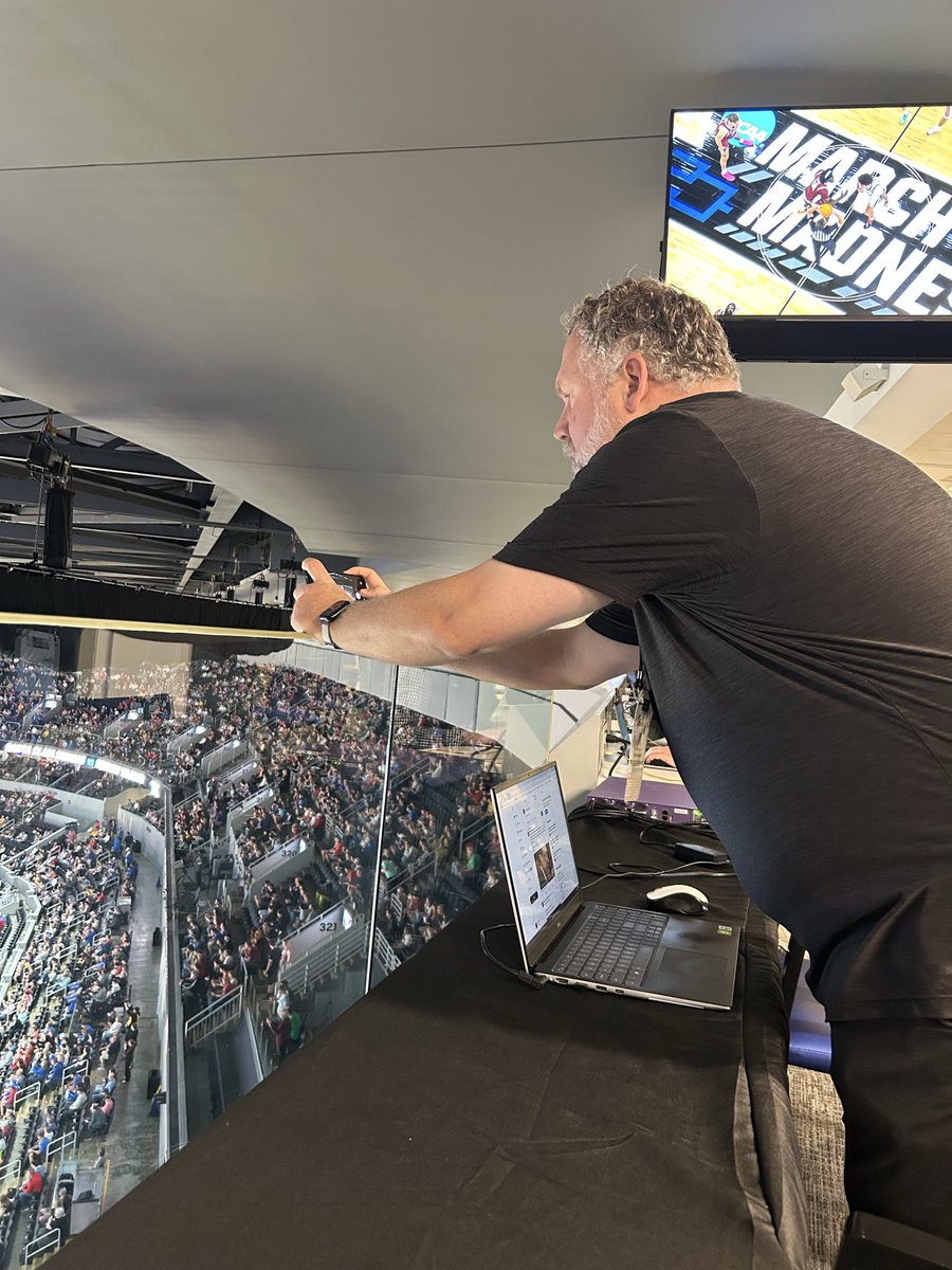 March To The Arch Podcast tweet media