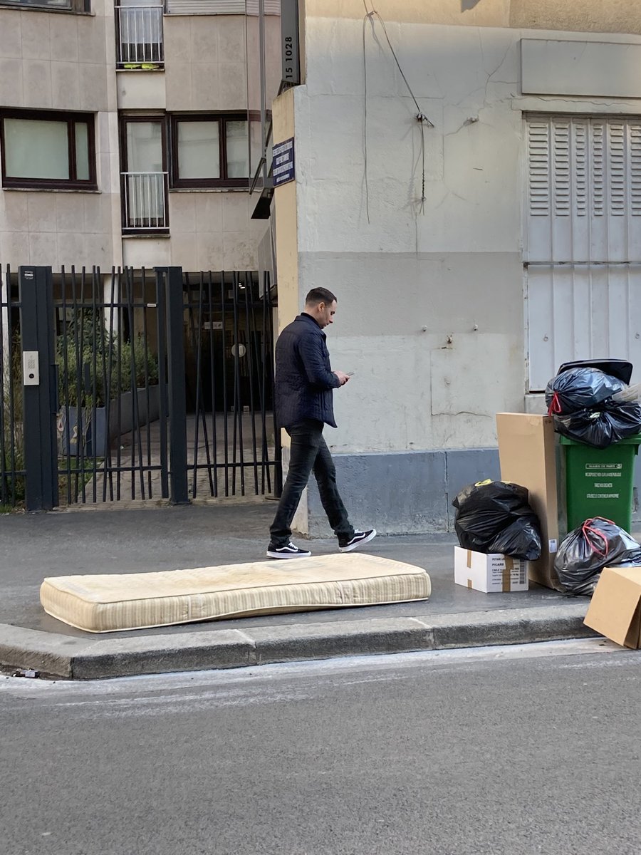 Yveline💛💙🇪🇺 tweet media