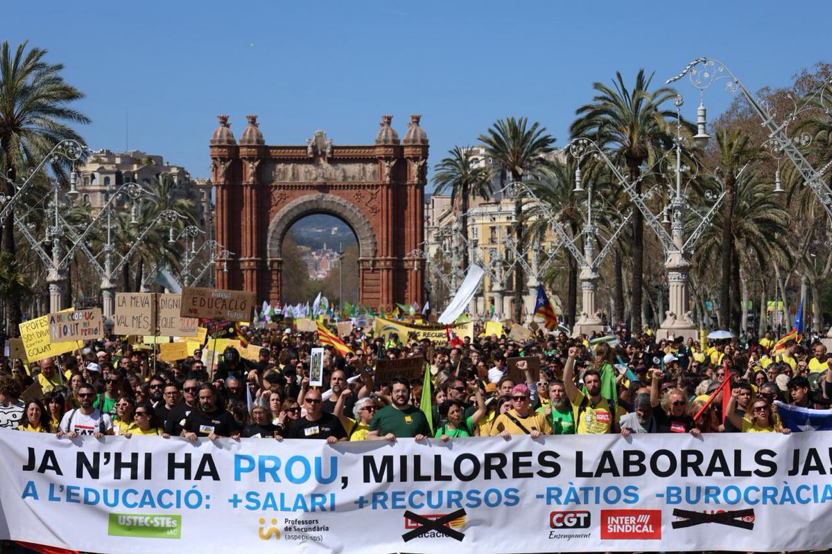 CatalunyaPlural tweet media