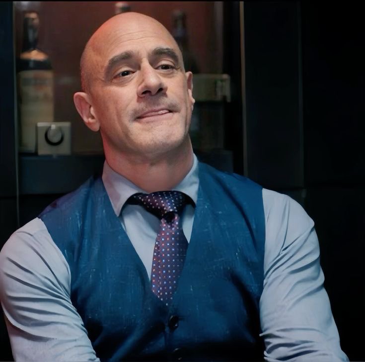 Detective EO tweet media