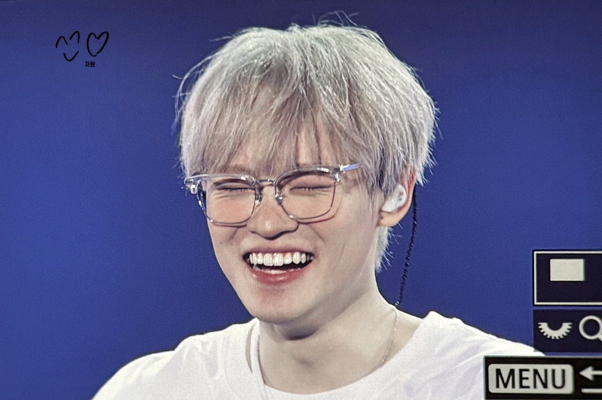 저원💢 tweet media