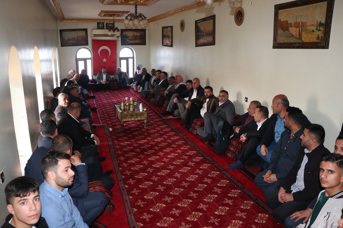 ibrahimeyyupogl's tweet photo. 🤝🌙 Bayramlar paylaşıldıkça güzelleşir! 

#Haliliye Belediye Başkan Yardımcımız Mahmut Ayniberk ile birlikte; 

Haliliye İlçemizin Yenisu kırsal mahallemizde İbrahim Aslan ve Mustafa Aksu’yu hanelerinde ziyaret ederek bayramlarını tebrik ettik. 

@RTErdogan @Akparti @abuyukgumus @bybekirbozdag @hakanaksu058 @farukaytek @MahmutAyniberk @farukaksoy06 @akadiraksoy63 @GonulalanOmer @aveminyesil @HalitMoll