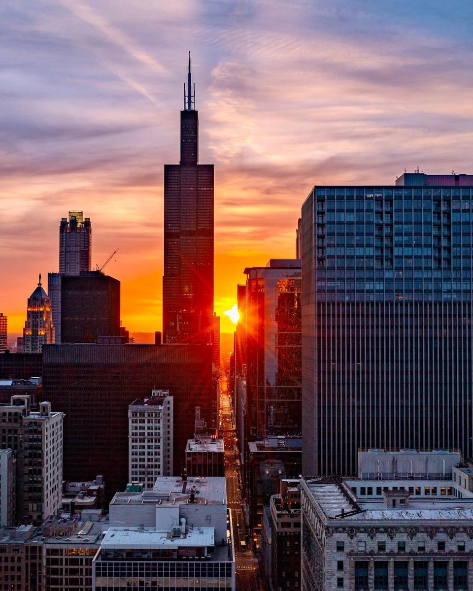 Skydeck Chicago tweet media