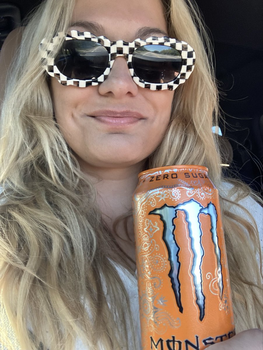 Lauren Lewis tweet media