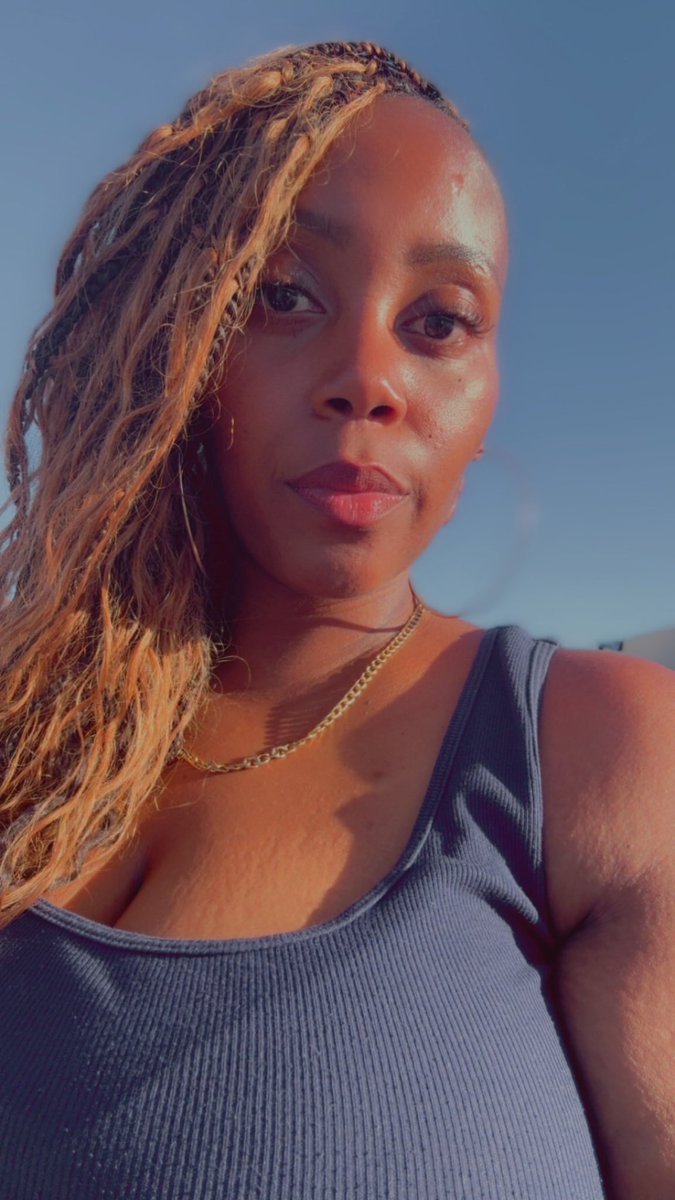 💞Angie Fineapple💞 tweet media