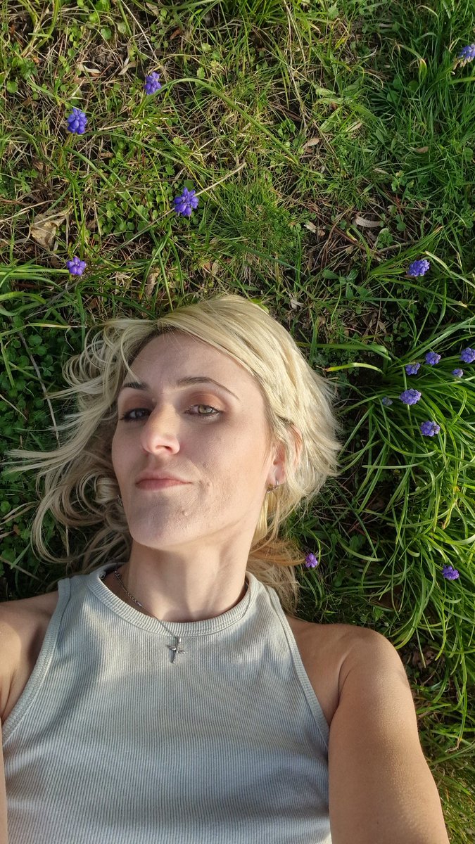 TeaGothgoddess's tweet photo. Happy Spring Equinox https://t.co/zJ4sjMi2xR