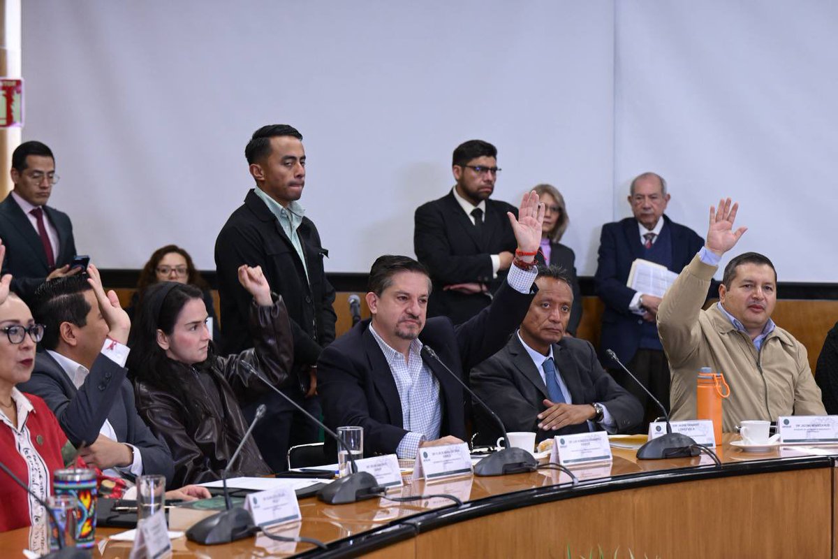_FlorEsponda's tweet photo. Este miércoles asistí a la 17ª Reunión Ordinaria de la Comisión de Presupuesto y Cuenta Pública de la LXVI legislatura.
Me da mucho gusto compartirles que aprobamos el Primer Informe Semestral de nuestras actividades legislativas.
#CuartaTransformación
#CamaraDeDiputados https://t.co/FN1wILtRA6