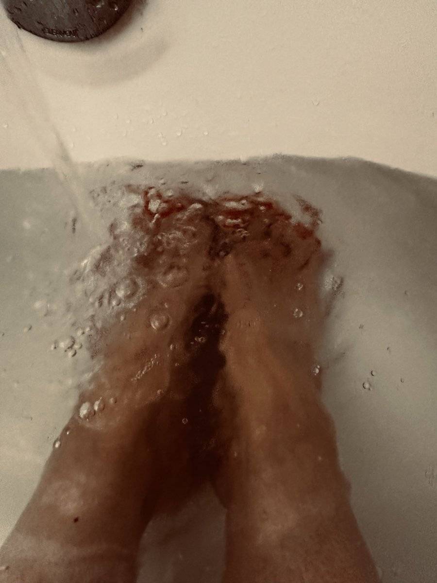 MissGoodGirlOF's tweet photo. Pick your favorite… then tell me what you’d do next 😌 #feet #cleanfeet #footfetısh #nsfw #nsfwtwtًً #fetish #heavyfetish #myfeet #feetworshi̇p #milf #bdsm #fantasy https://t.co/rPDXg1NmSU