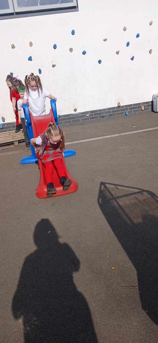 Mrs Heron tweet media