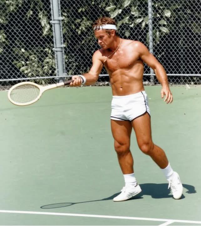 Archive of Old DILFS, Movies, Series and Music. tweet media