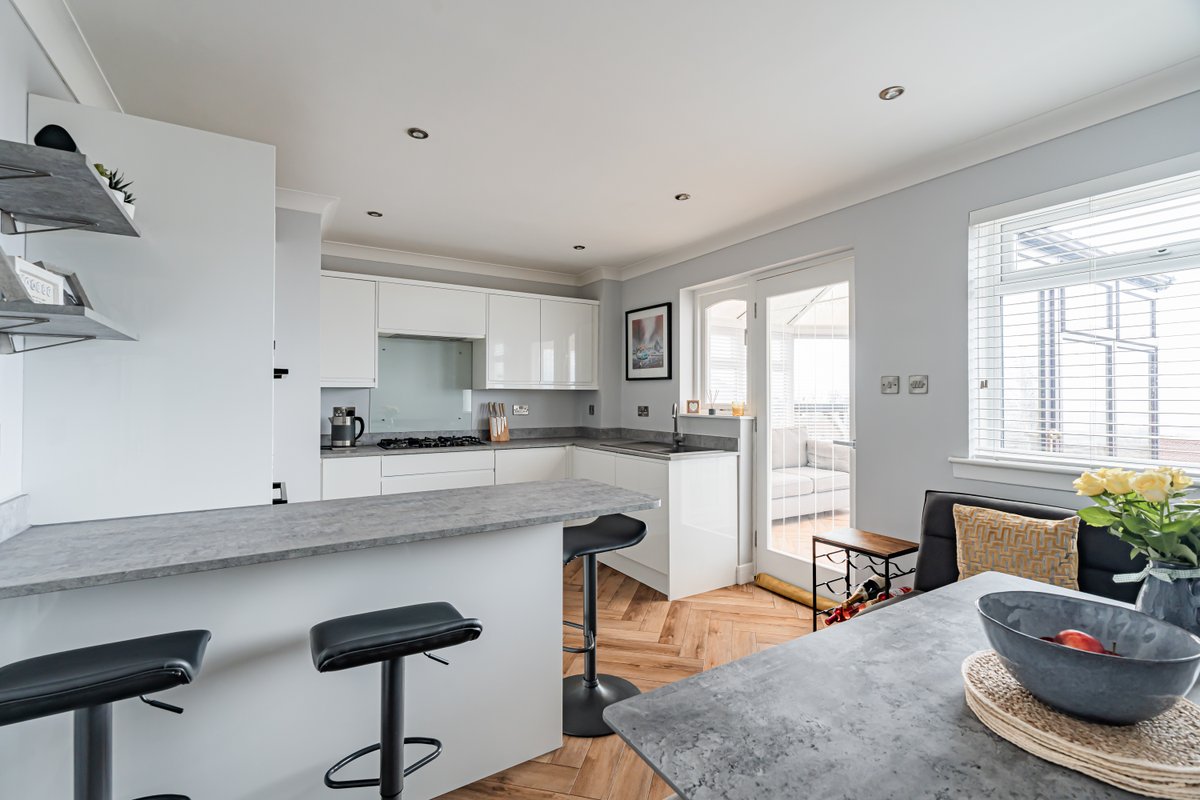 Neilsons Solicitors and Estate Agents tweet media